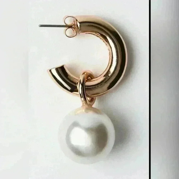 🔥🔥Zara Pearly bead hoop earring - Picture 1 of 9